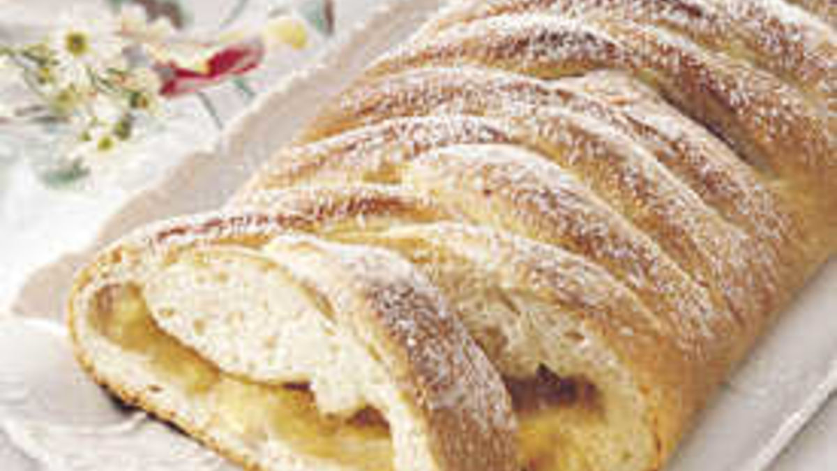 Bread Machine Easy Apple Coffee Cake