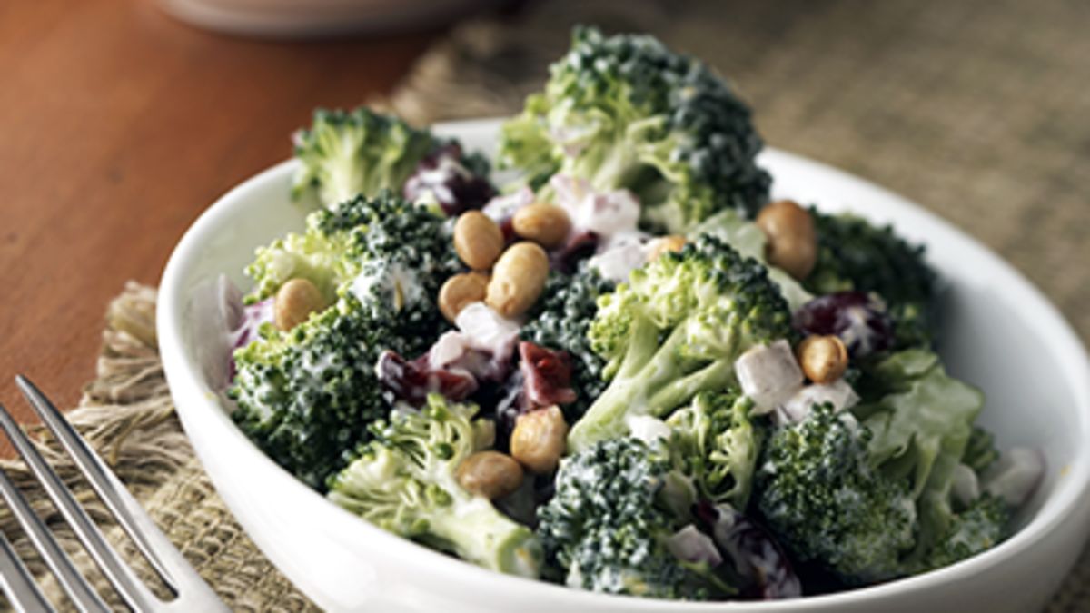 Skinny Lemon Broccoli Salad