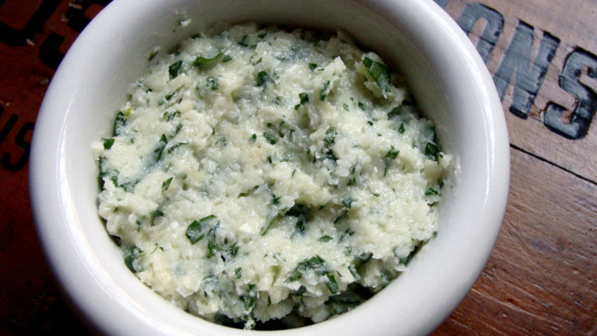 Cheddar-Dill Butter