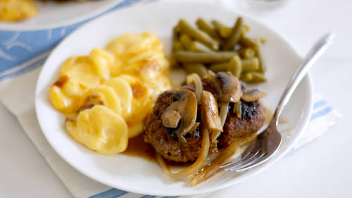 12 DIY TV Dinners (for Classy Couches Only)