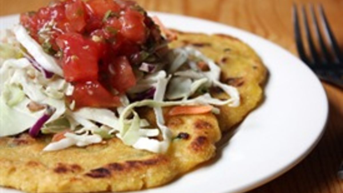 Cheesy Spinach Pupusas