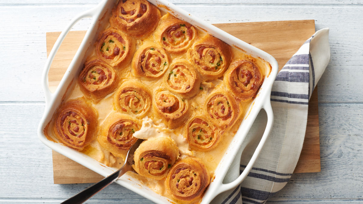 Jalapeño Popper Chicken Crescent Casserole