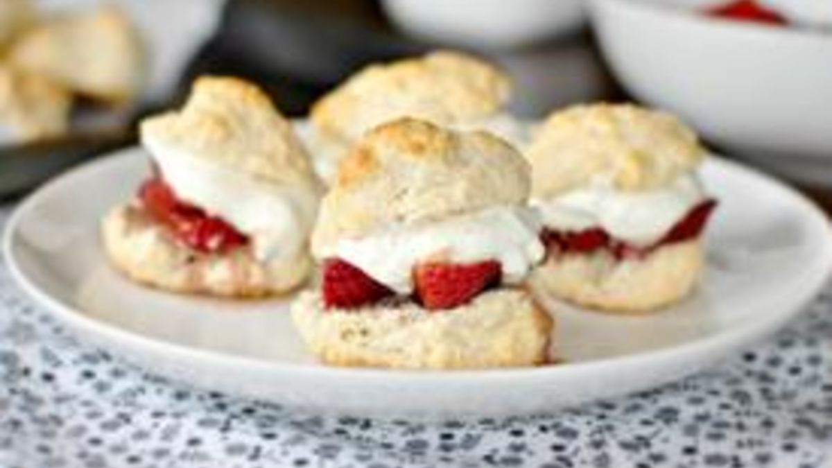Roasted Balsamic-Strawberry Shortcakes with Vanilla Bean Whipped Cream