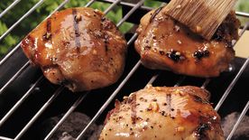 How to Make Honey-Glazed Grilled Chicken Thighs Video