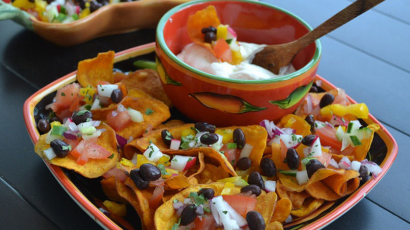 Nachos de Camote Dulce y Picadillo de Frijoles Negros