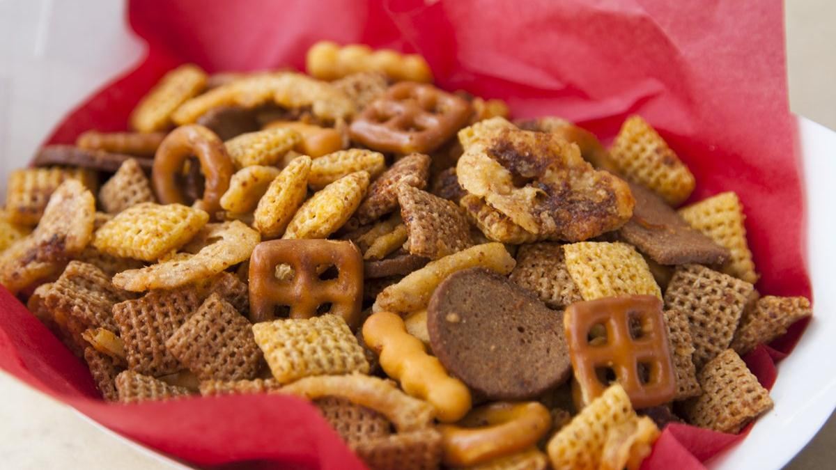 Bacon Blooming Onion Chex Mix*