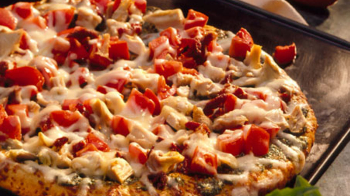 Chicken-Pesto Pizza
