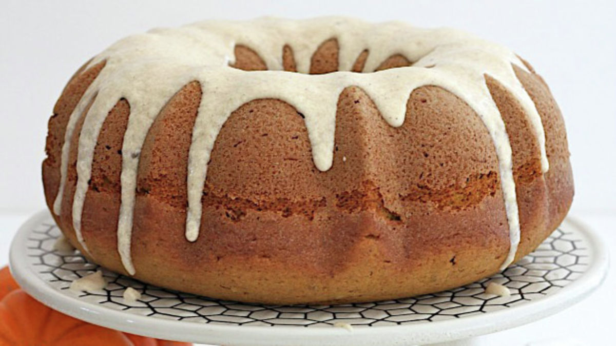 Chai-Spiced Pumpkin Pound Cake