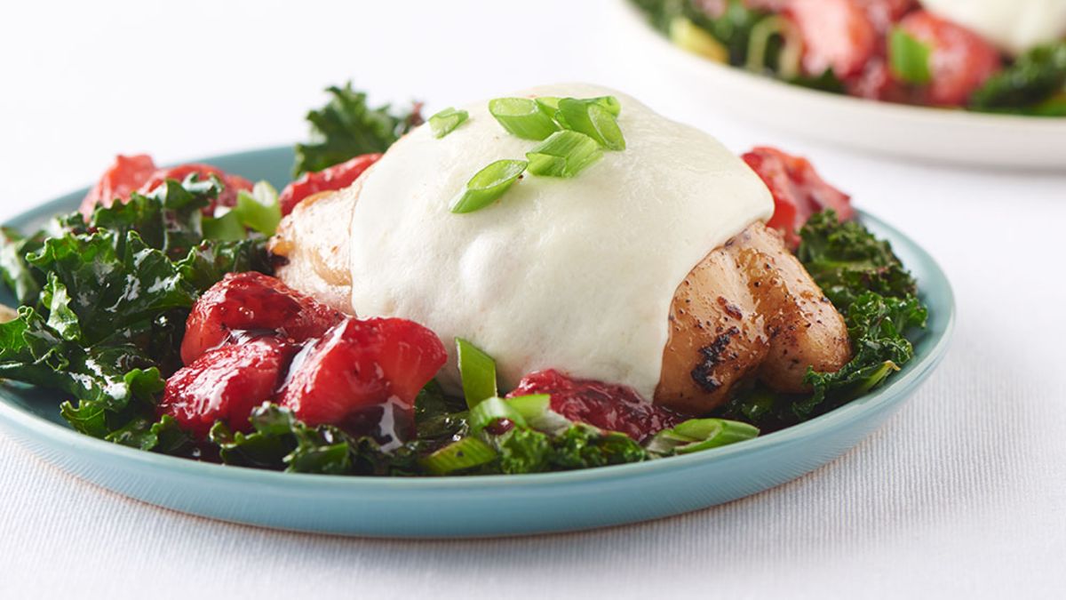 Strawberry Balsamic Chicken Thighs