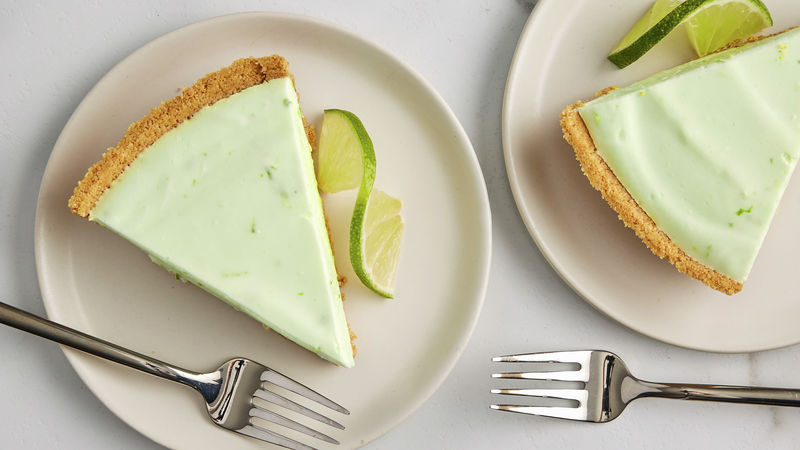 No Bake Key Lime Yogurt Pie