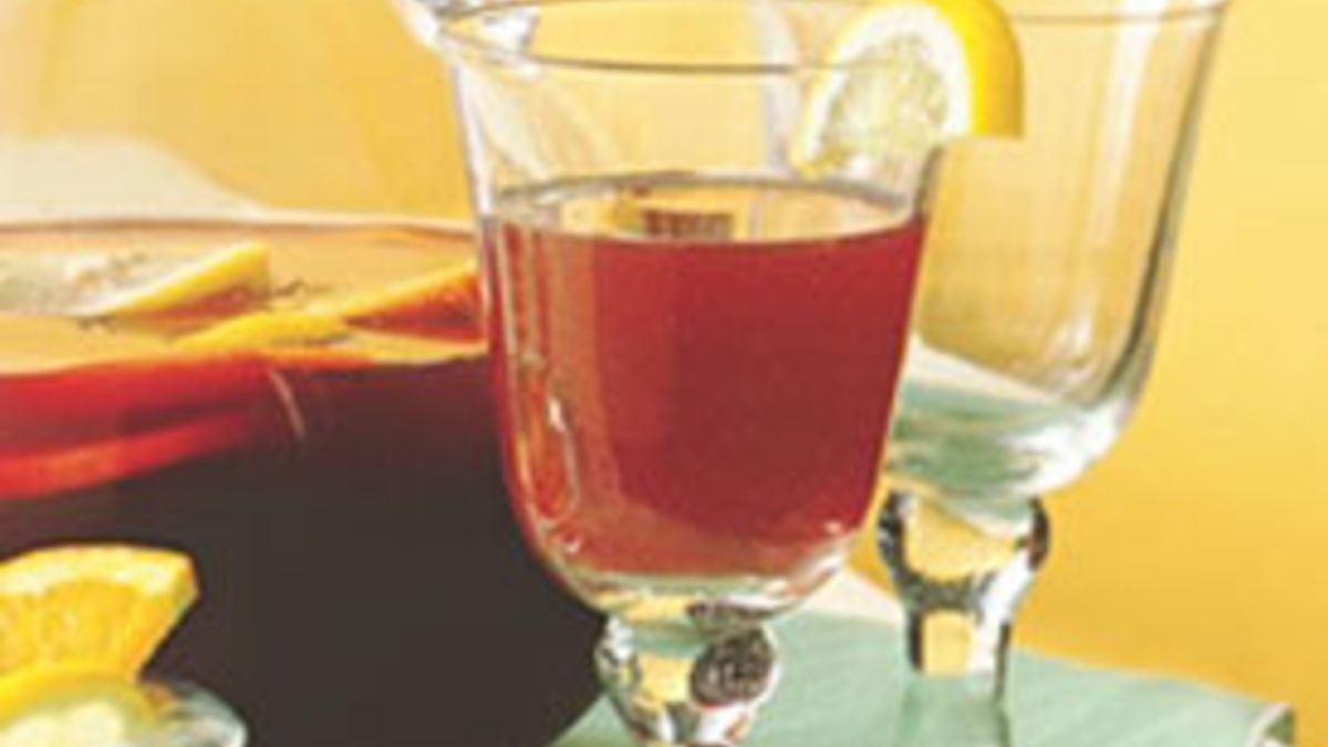Pomegranate-Mint Sangria