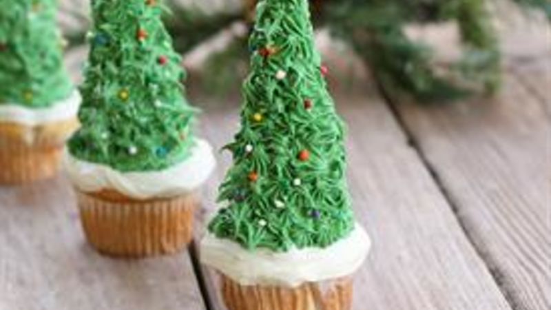 Christmas Tree Cupcakes Recipe - Tablespoon.com
