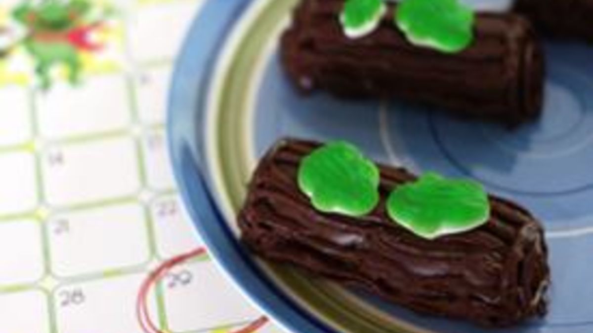 Frogs on Logs