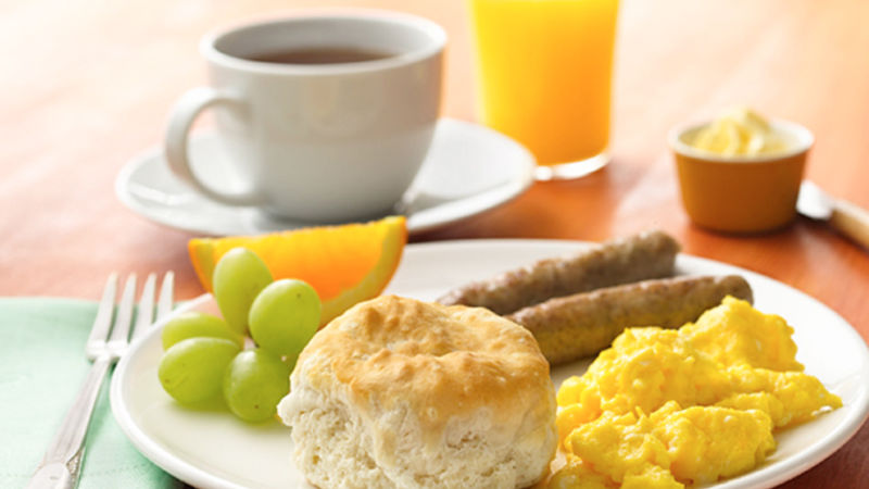 Easy Scrambled Eggs Recipe - Tablespoon.com