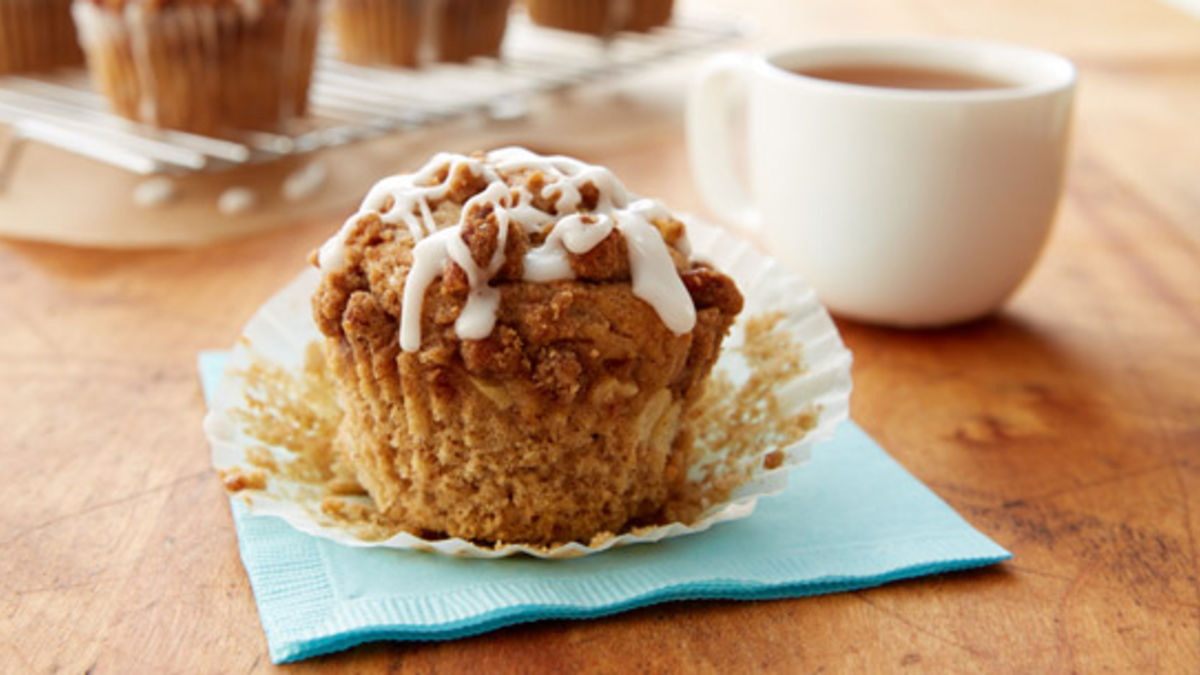 Apple Coffee Cake Muffins