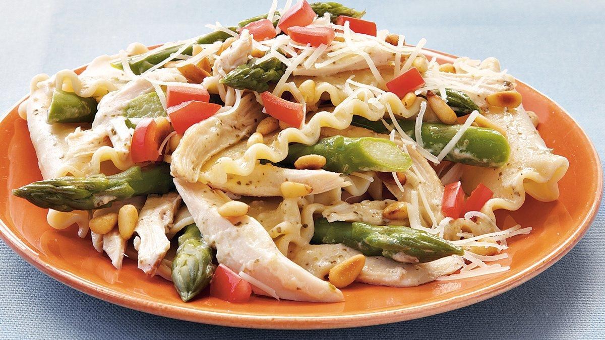 Creamy Chicken-Asparagus Pasta