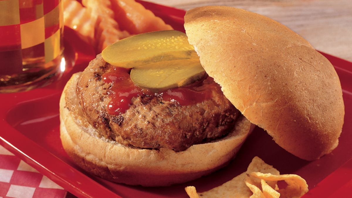 Grilled Backyard Beer Burgers
