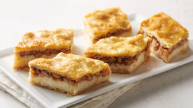 How to Make Baklava Cheesecake Bars Video
