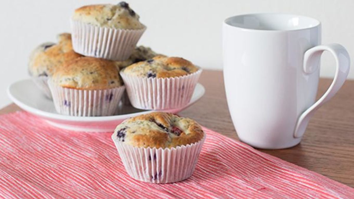 Mixed Berry Chia Muffins