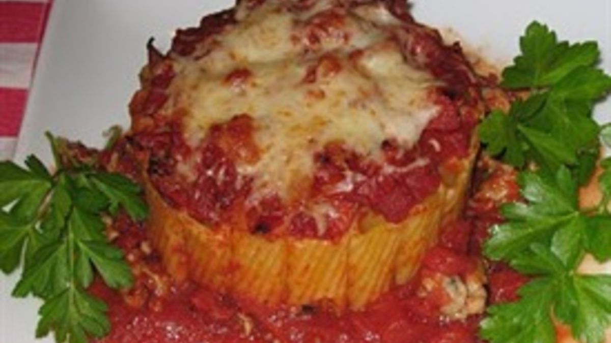 Individual Baked Rigatoni Cakes