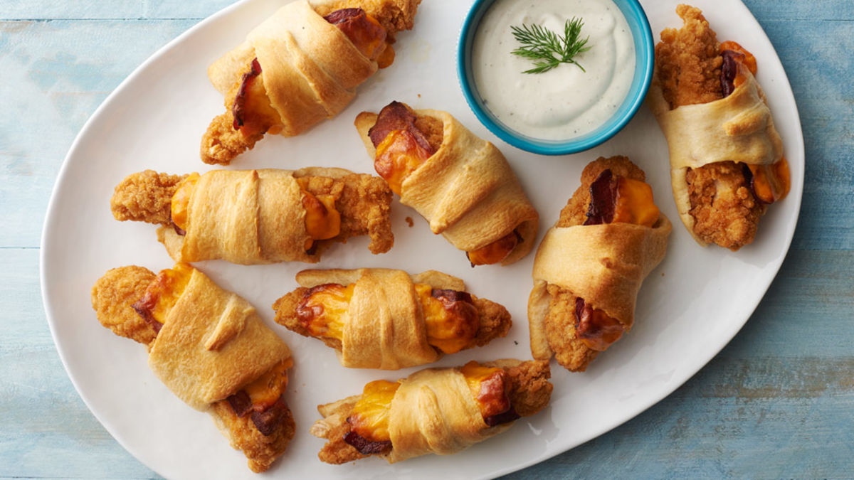 Crispy Chicken-Bacon-Ranch Crescent Rolls