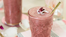 How to Make Red Velvet Smoothie Video