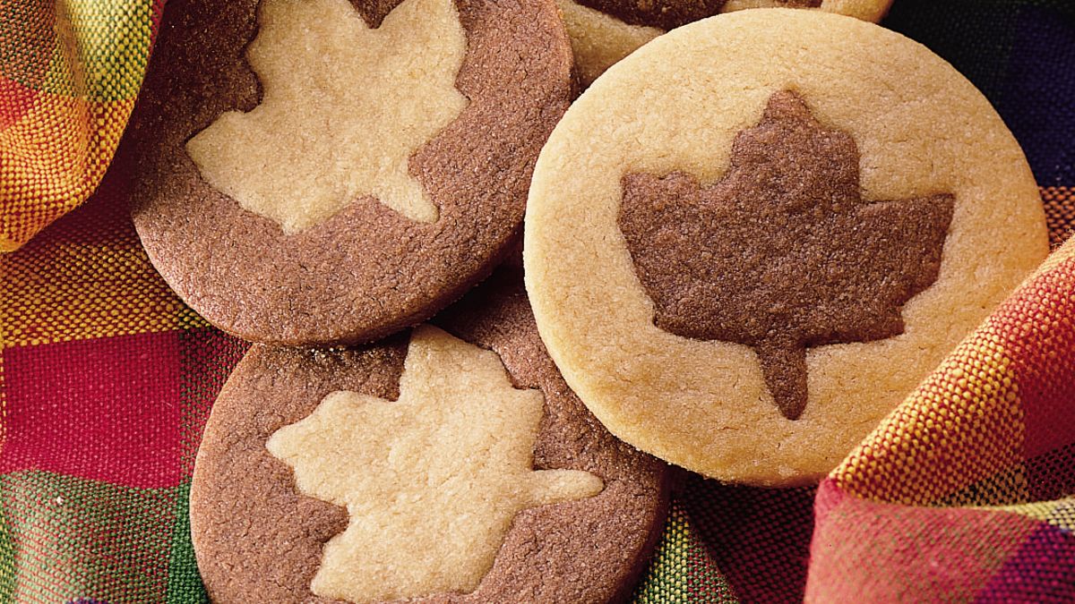 Two-Tone Leaf Cookies