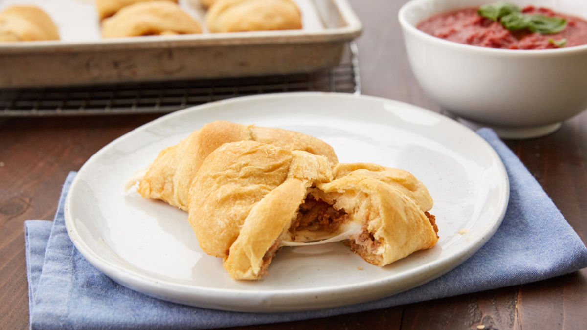Lasagna Crescent Rolls