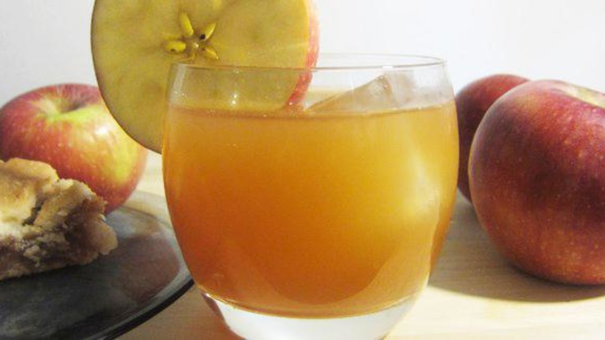 Apple Pie Martini