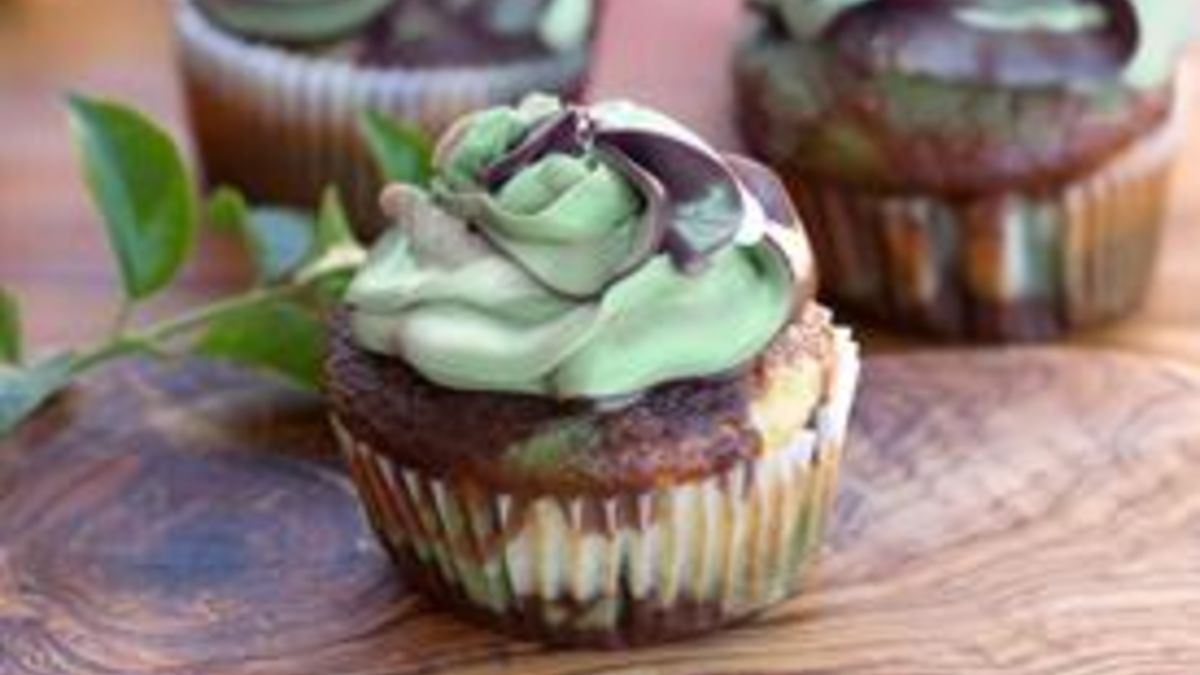 Camouflage Cupcakes