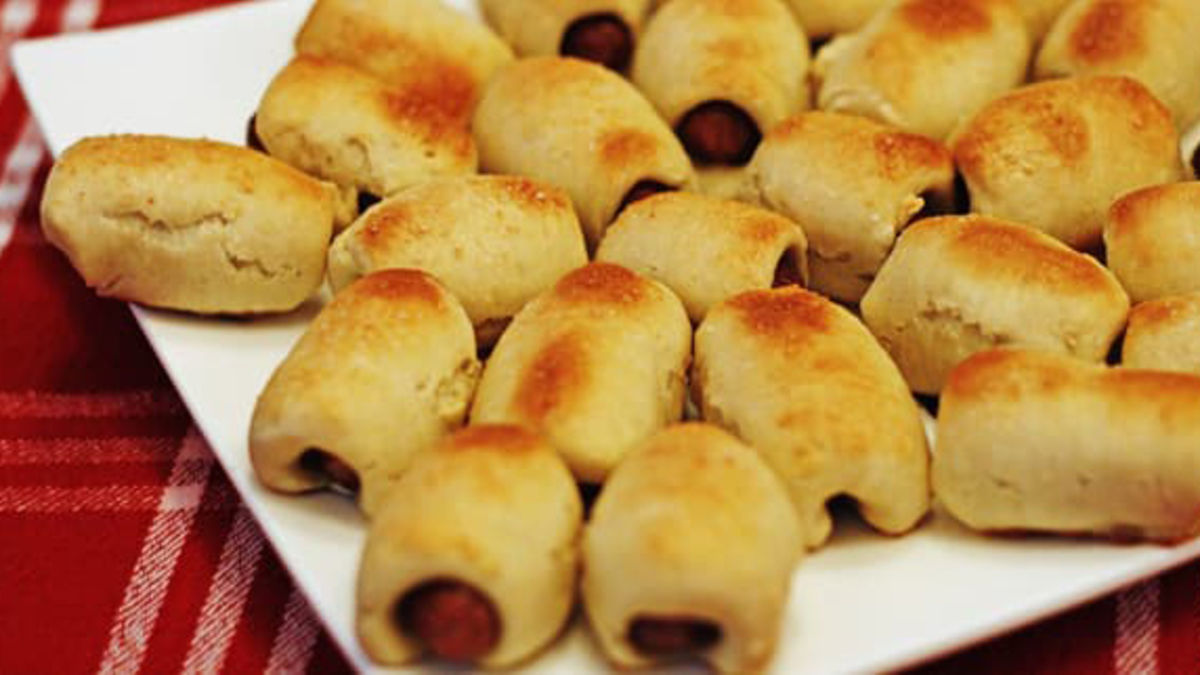 Pretzel-Wrapped Pigs in a Blanket