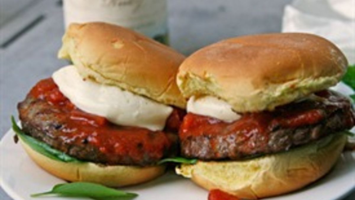 Margherita Pizza Burger