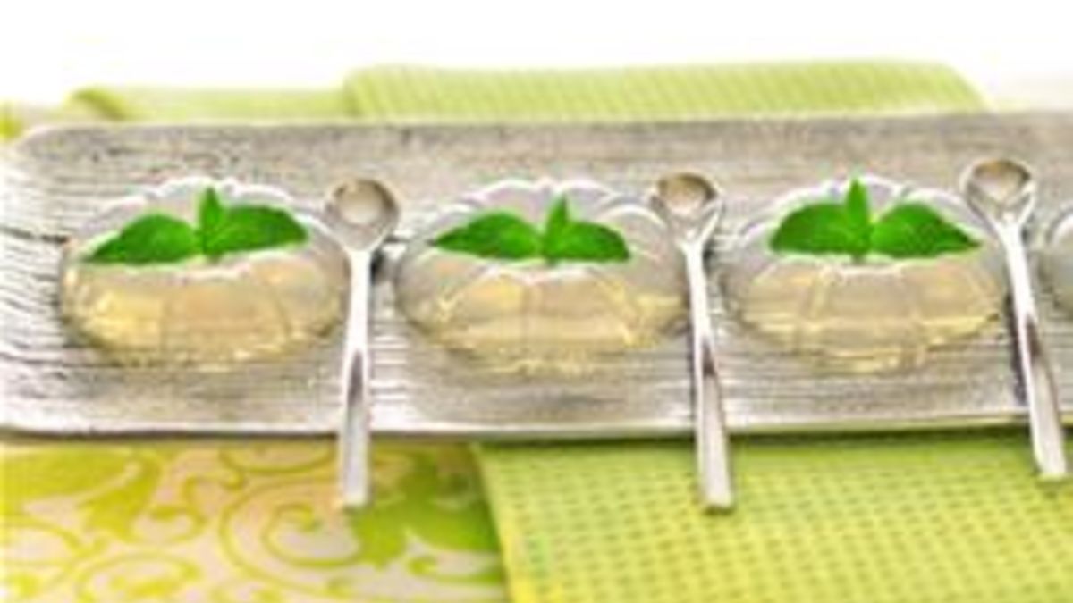 Mint Julep Jello Shots