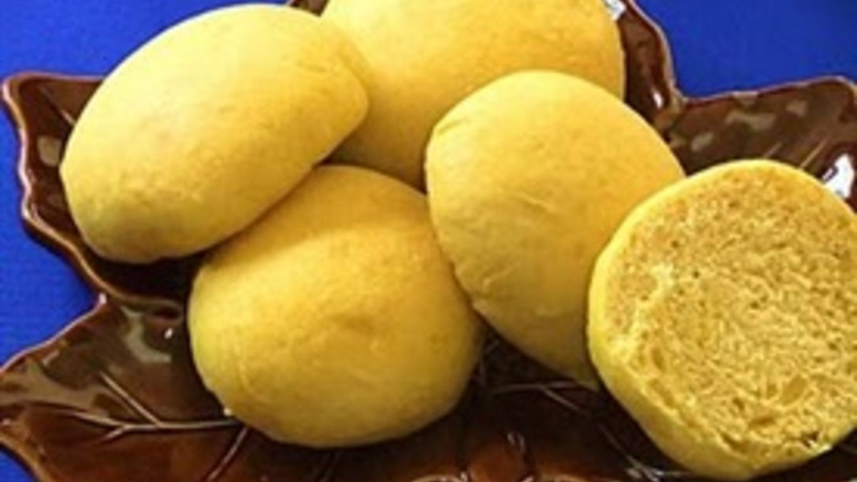 Butternut Squash Dinner Rolls