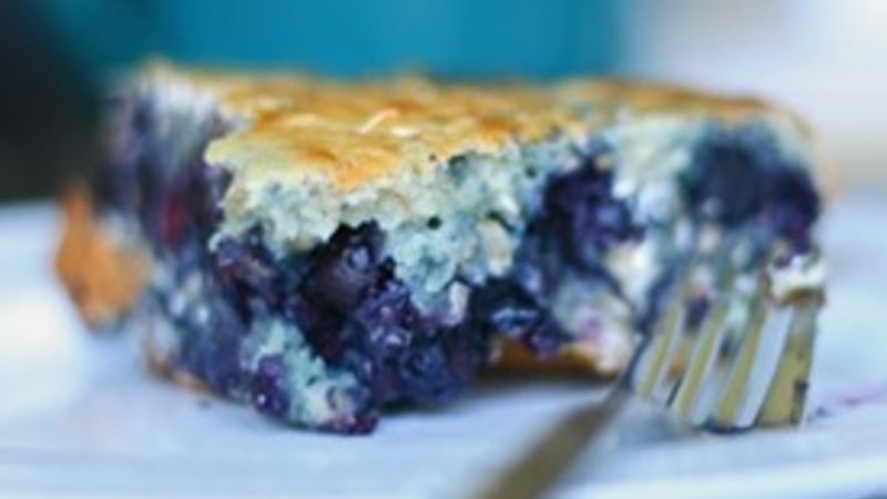 Blueberry Oatmeal Cake Recipe - Tablespoon.com