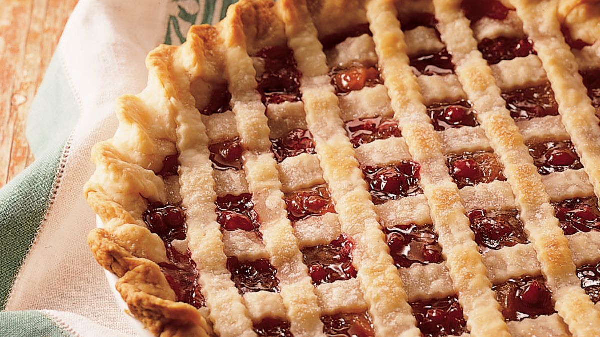 Cranberry-Apricot Pie