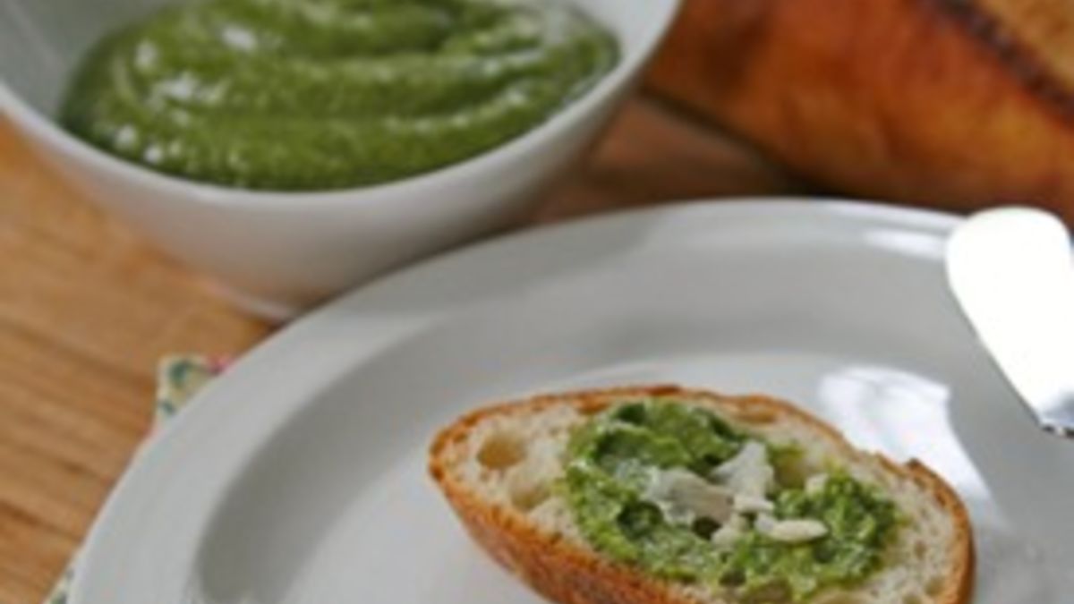 Pea and Basil Pesto Sauce