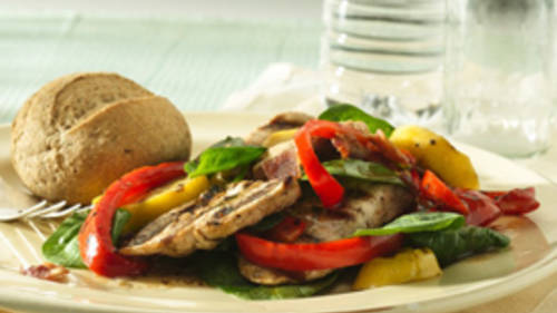Grilled Turkey-Spinach Salad