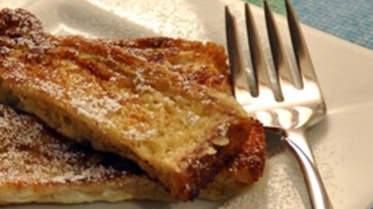 French Toast Sticks with Honey and Nutmeg
