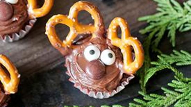 Double Chocolate Mini Reindeer Cupcakes Recipe - Tablespoon.com