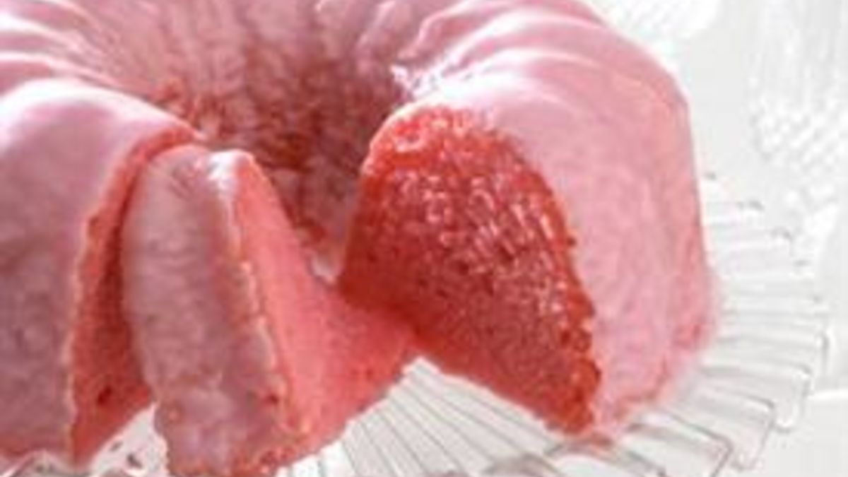 Pink Lemonade Pound Cake