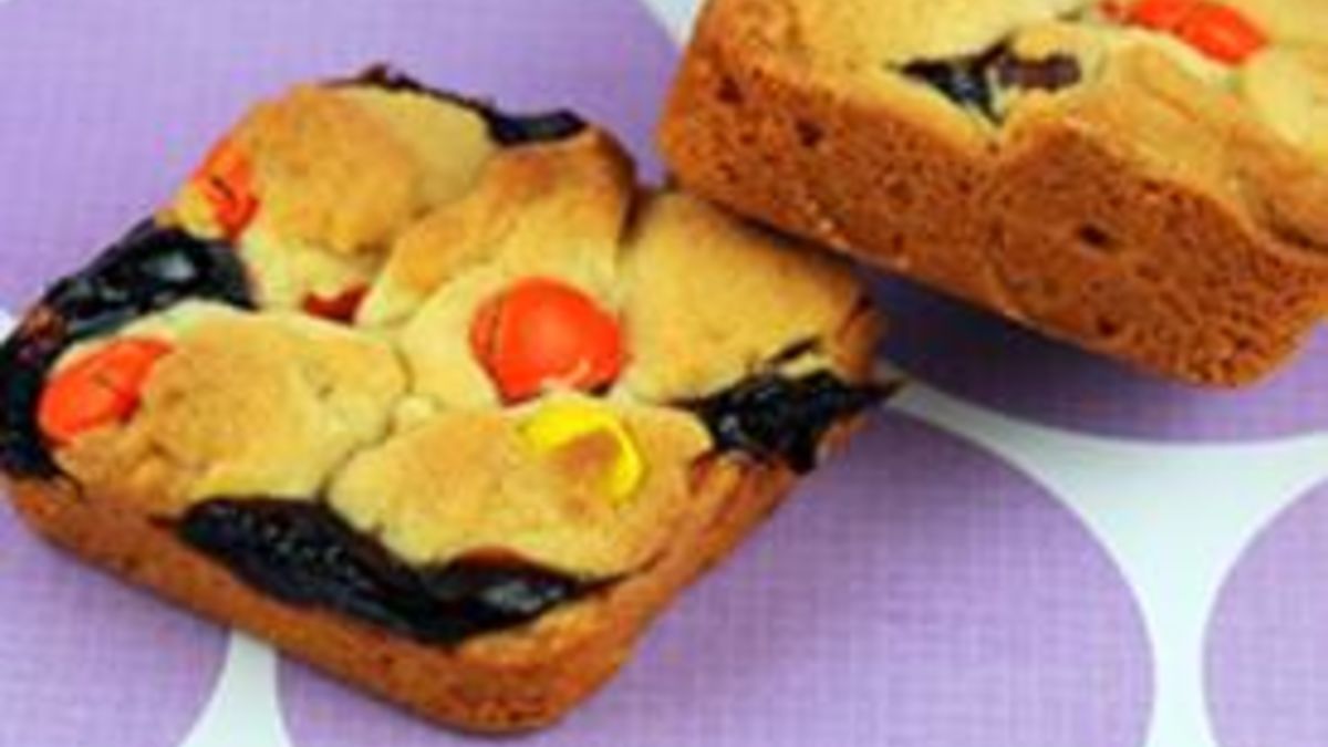 Peanut Butter and Jelly Bars
