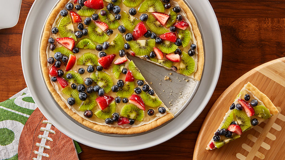 Fan-Favorite Fruit Pizza