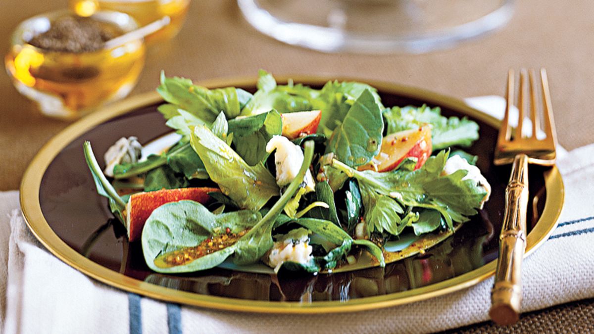 Spinach Celery Salad with Mustard Vinaigrette