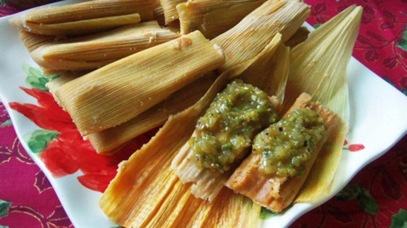 Tamales de Carne Deshebrada con Rajas de Chile Poblano